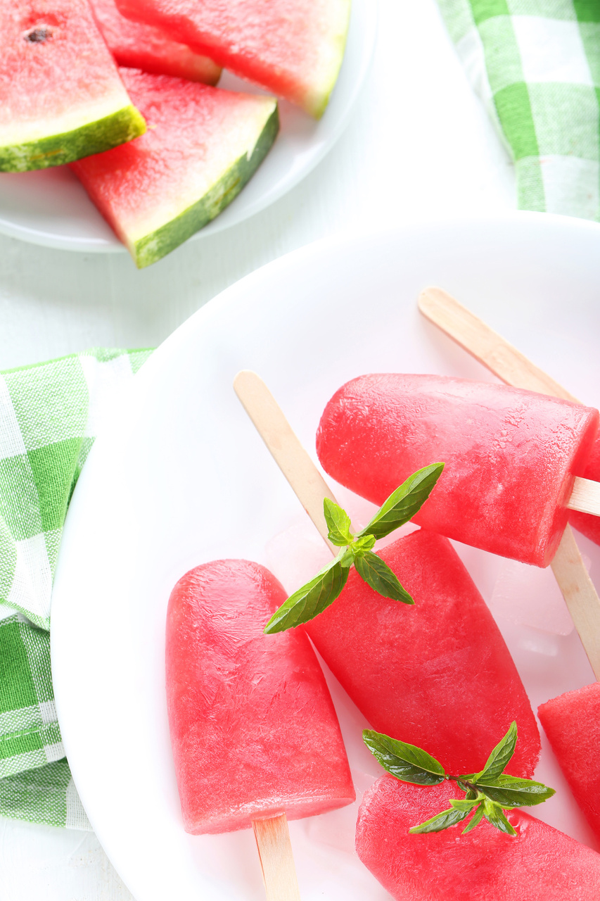 Easy Watermelon Popsicles Recipe